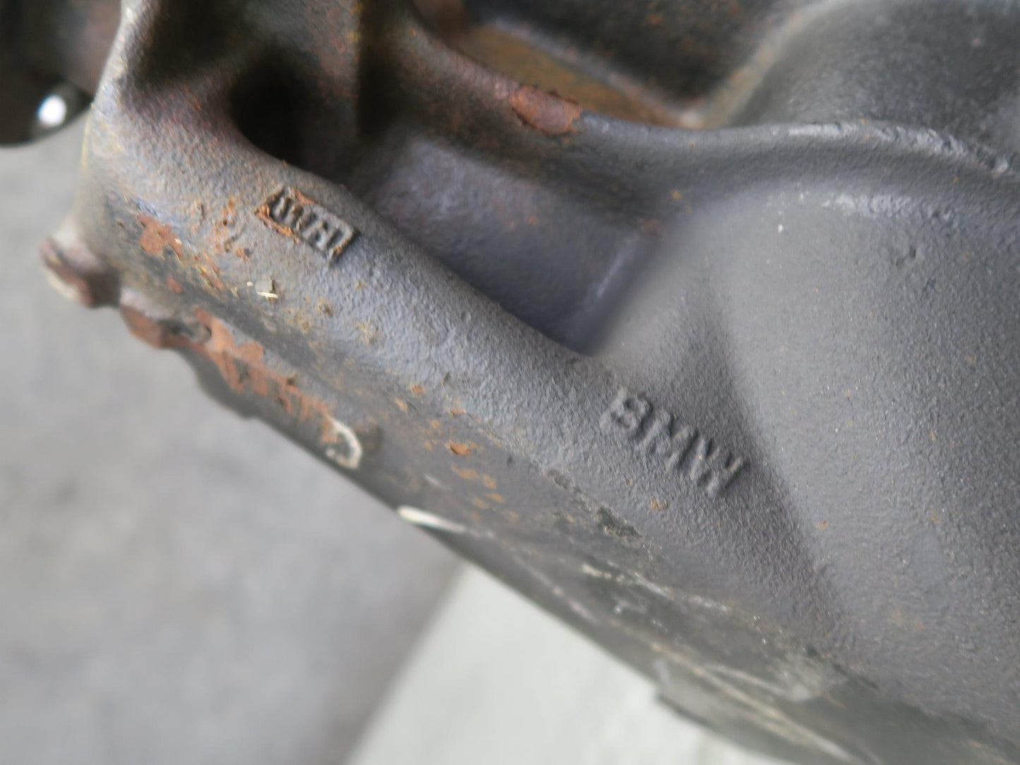 01-02 BMW E36/7 Z3 3.0L M54 A/T Rear Differential Carrier LSD 3.46 Ratio OEM