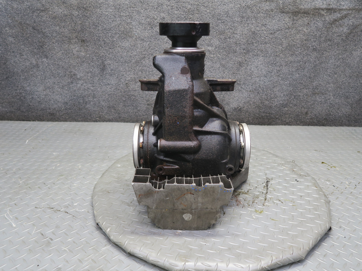 2008-2013 BMW E90 E92 E93 M3 MT Rear Differential Carrier LSD 3.85 Ratio 2283005