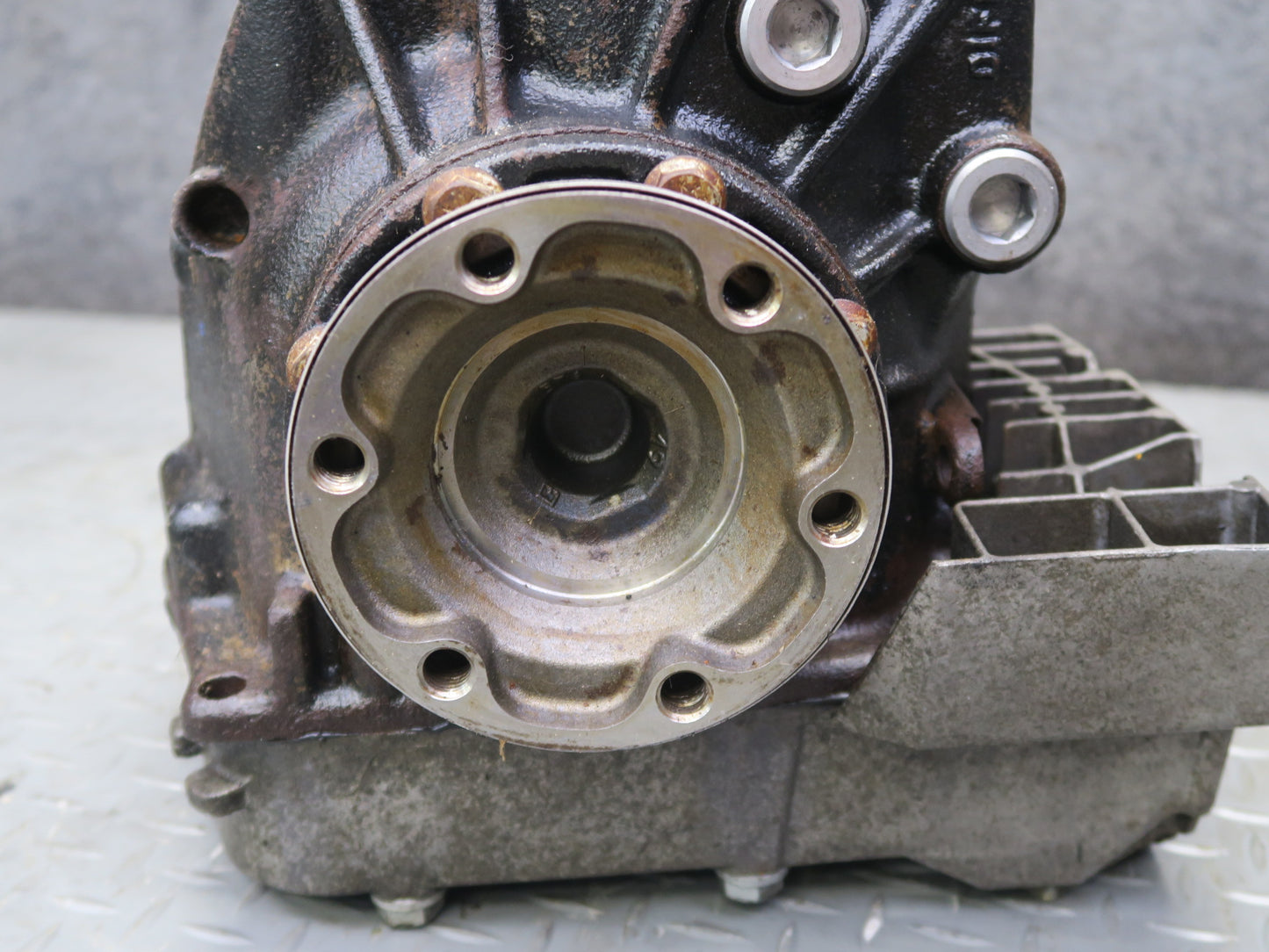 2008-2013 BMW E90 E92 E93 M3 MT Rear Differential Carrier LSD 3.85 Ratio 2283005