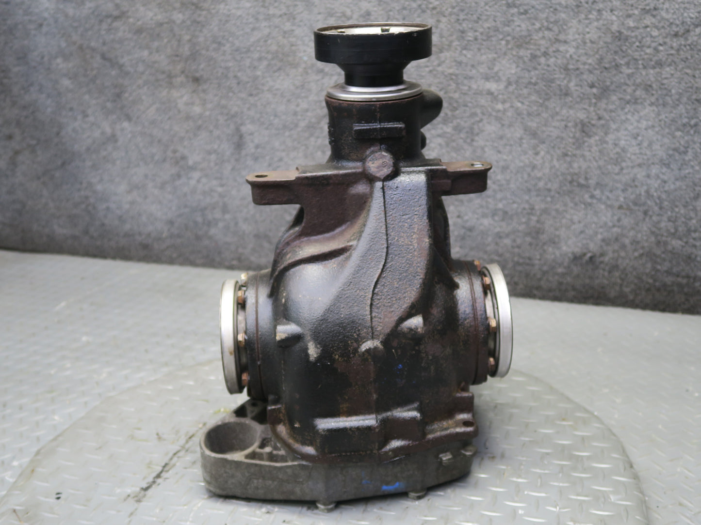 2008-2013 BMW E90 E92 E93 M3 MT Rear Differential Carrier LSD 3.85 Ratio 2283005
