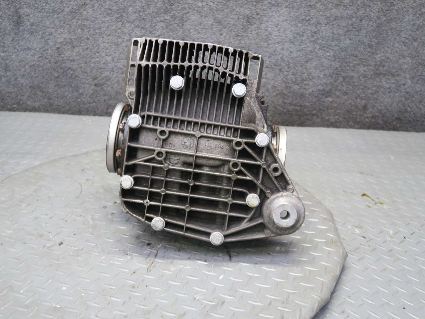 2008-2013 BMW E90 E92 E93 M3 MT Rear Differential Carrier LSD 3.85 Ratio 2283005