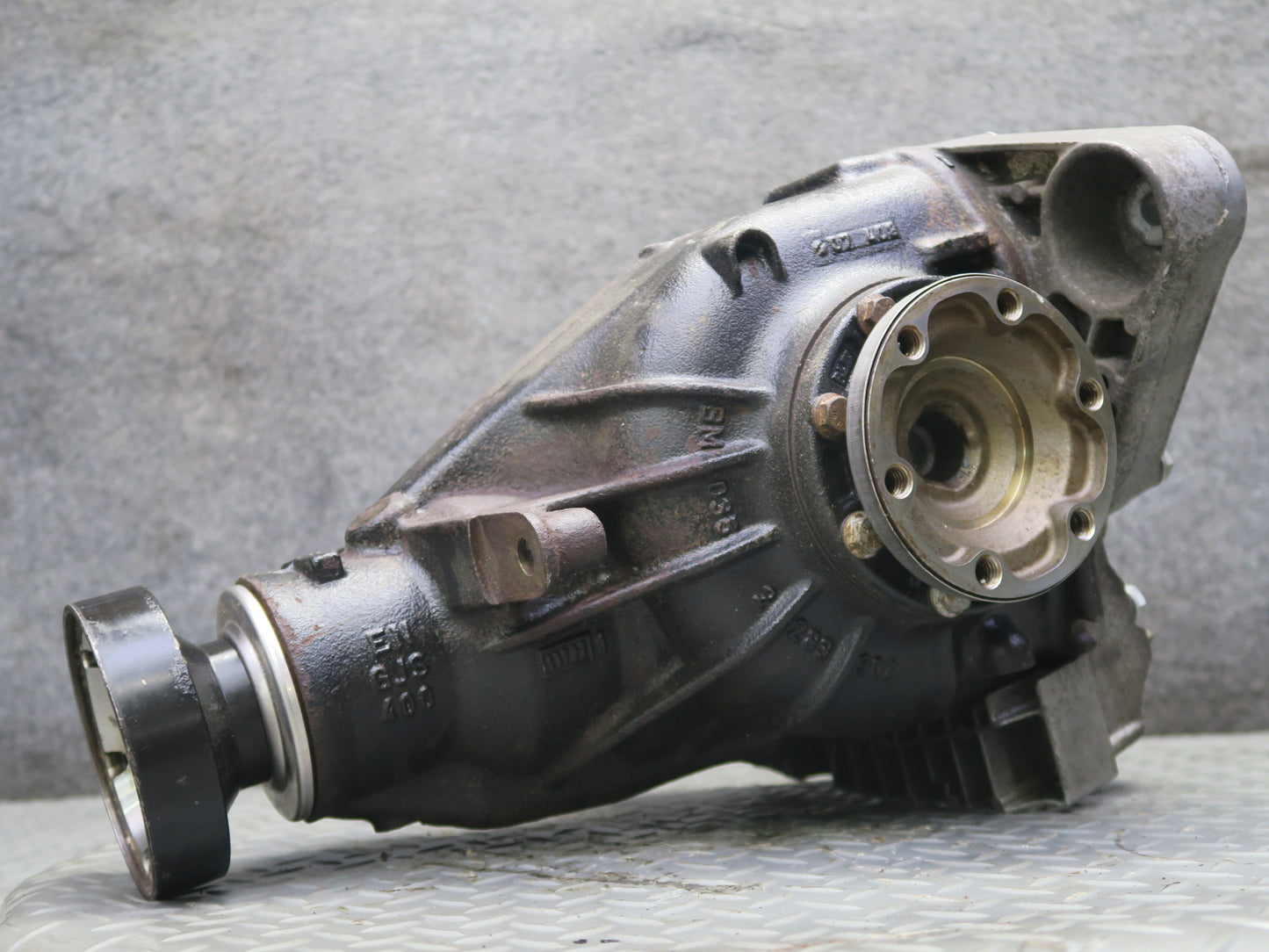 2008-2013 BMW E90 E92 E93 M3 MT Rear Differential Carrier LSD 3.85 Ratio 2283005