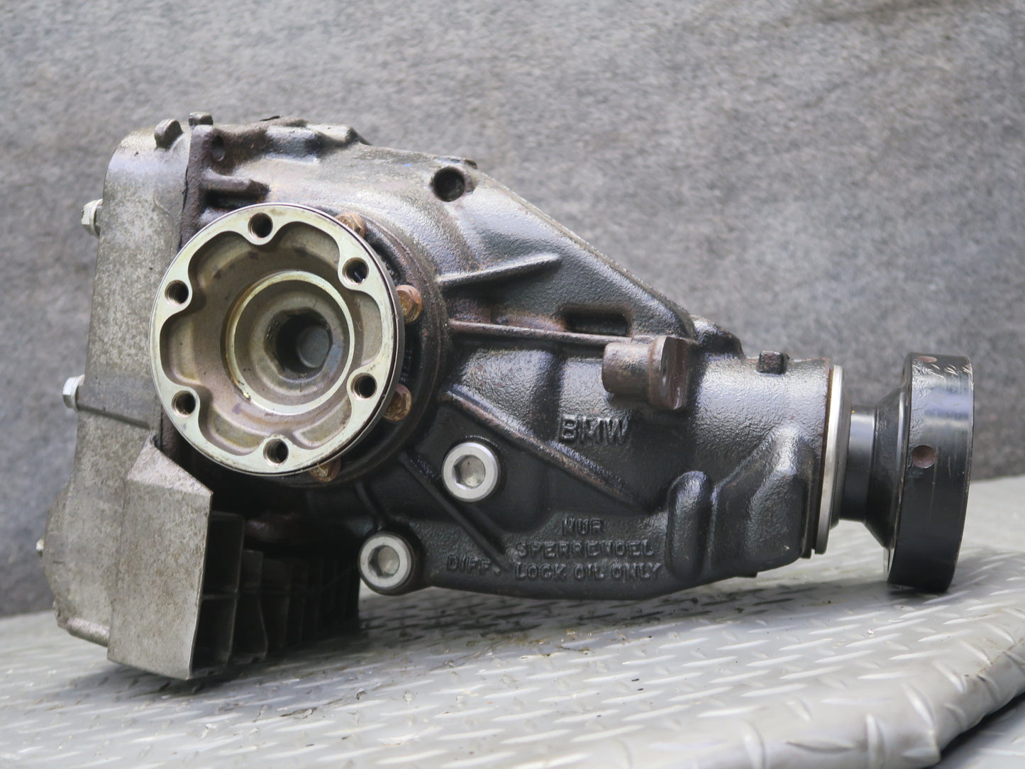 2008-2013 BMW E90 E92 E93 M3 MT Rear Differential Carrier LSD 3.85 Ratio 2283005