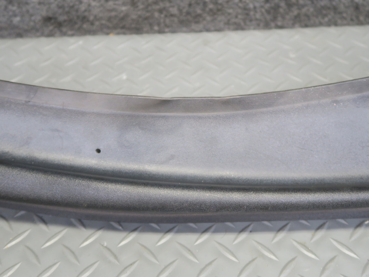 05-07 Chevrolet Corvette C6 Front Windshield Air Vent Cowl Trim Panel OEM