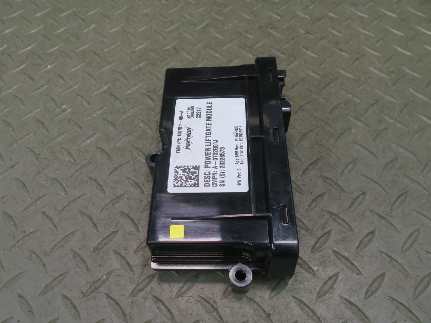 2016-2019 Tesla Model S 75D Power Trunk Liftgate Control Module Unit