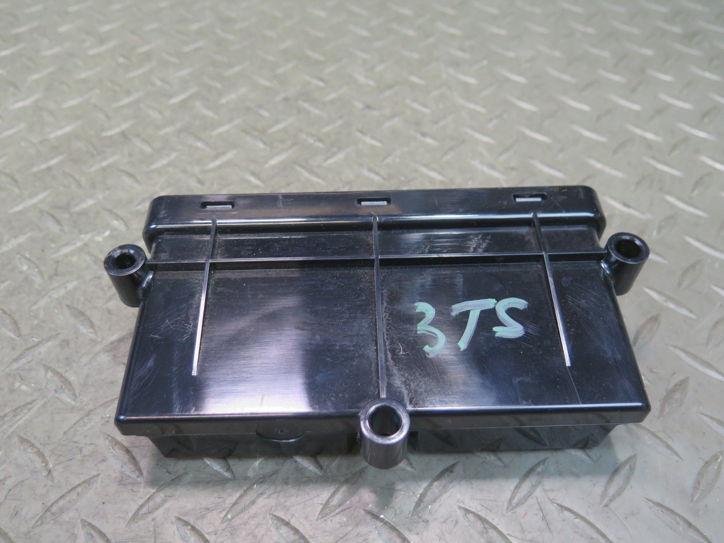 2016-2019 Tesla Model S 75D Power Trunk Liftgate Control Module Unit