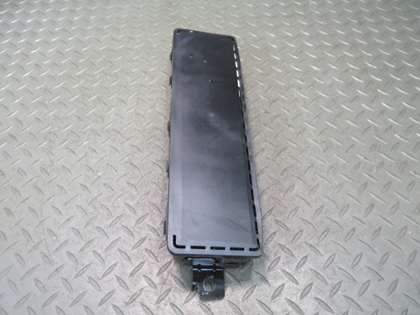 16-19 TESLA MODEL S 75D FRONT RIGHT KNEE SAFETY AIRBAG OEM