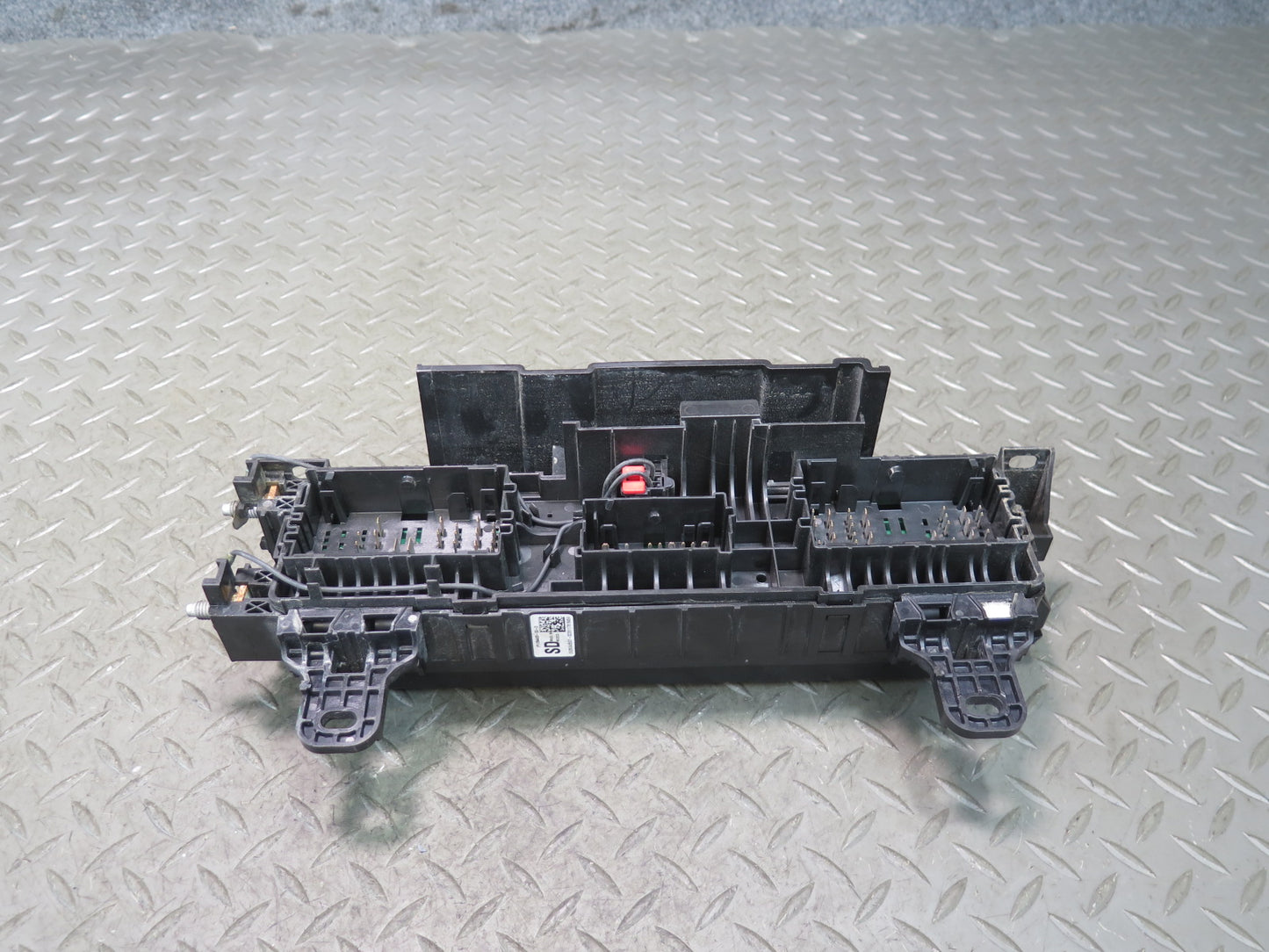 2016-2019 Tesla Model S 75D Front Trunk Frunk Fuse Relay Box Module Unit
