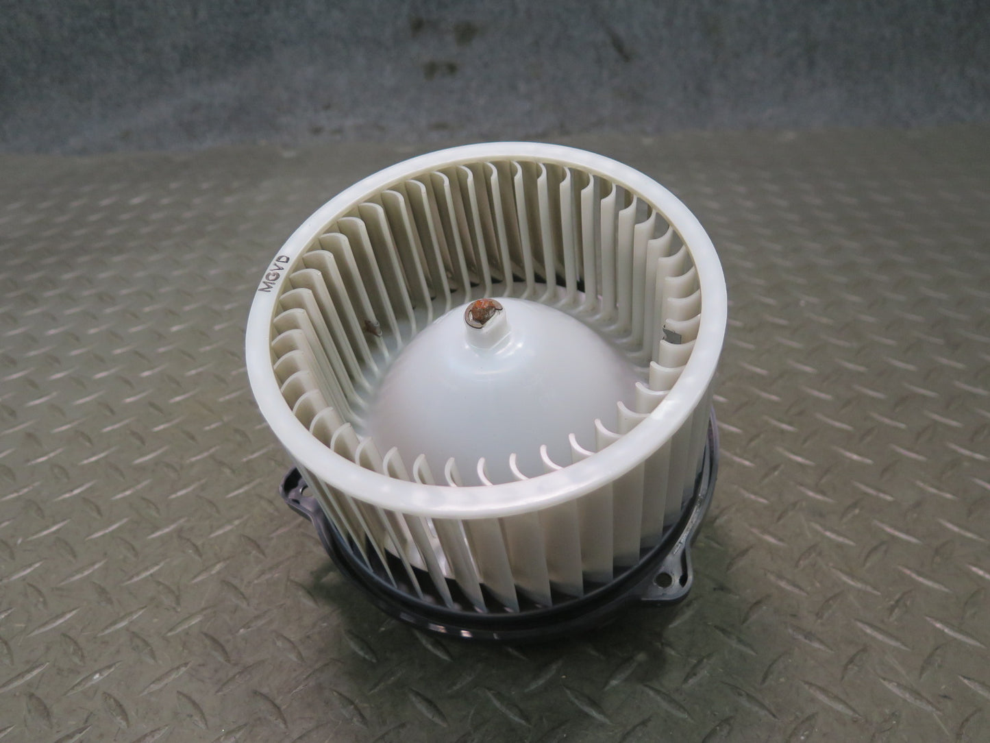 2016-2019 Tesla Model S 75D A/C Air Heater Blower Motor Fan