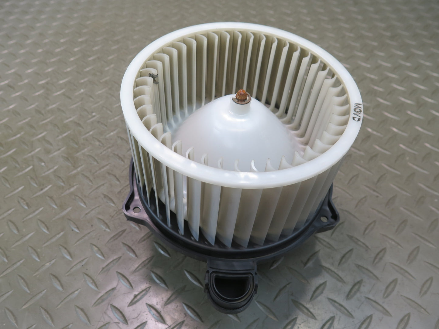 2016-2019 Tesla Model S 75D A/C Air Heater Blower Motor Fan