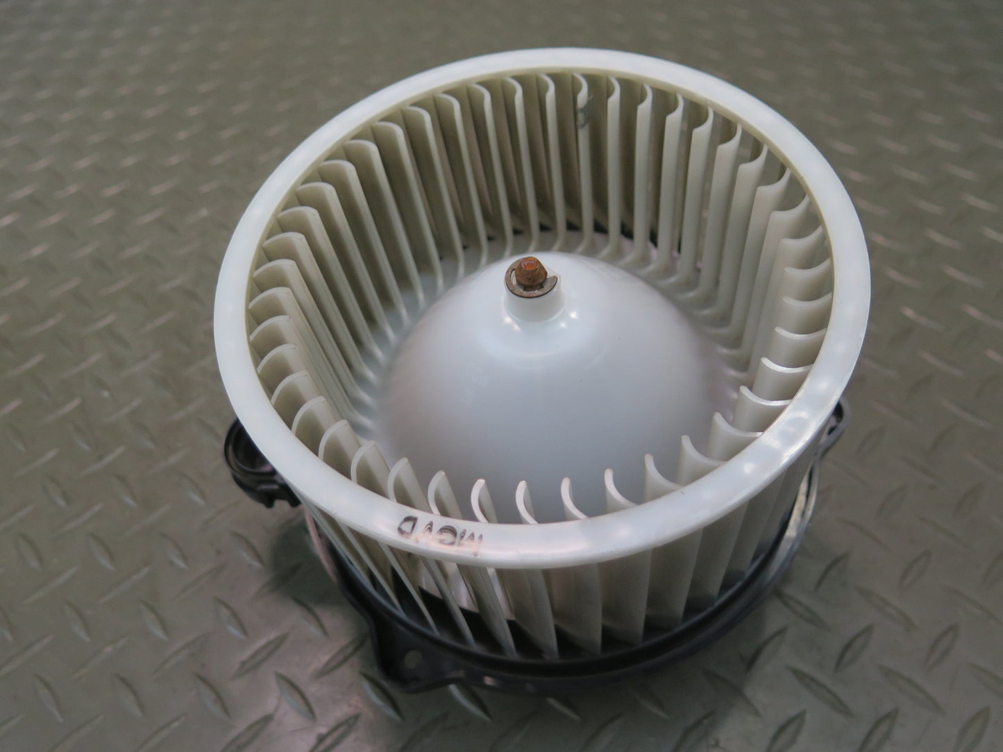 2016-2019 Tesla Model S 75D A/C Air Heater Blower Motor Fan