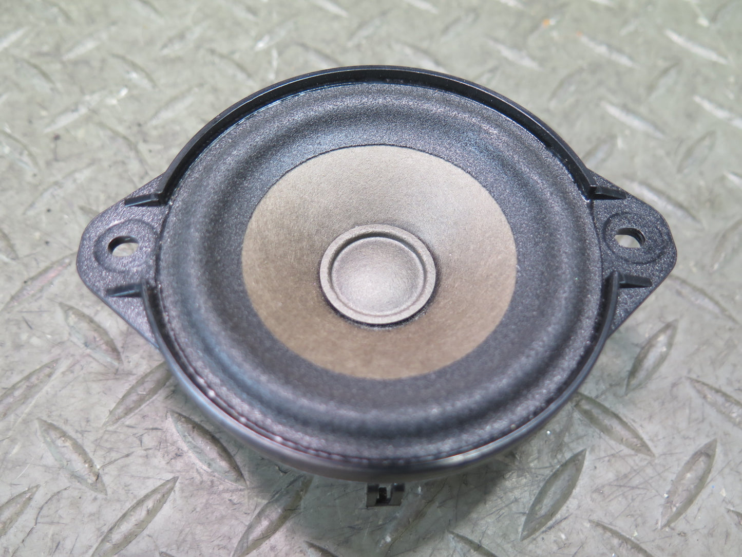 2016-2019 Tesla Model S 75D Left or Right Side Mid-range Audio Speaker Set