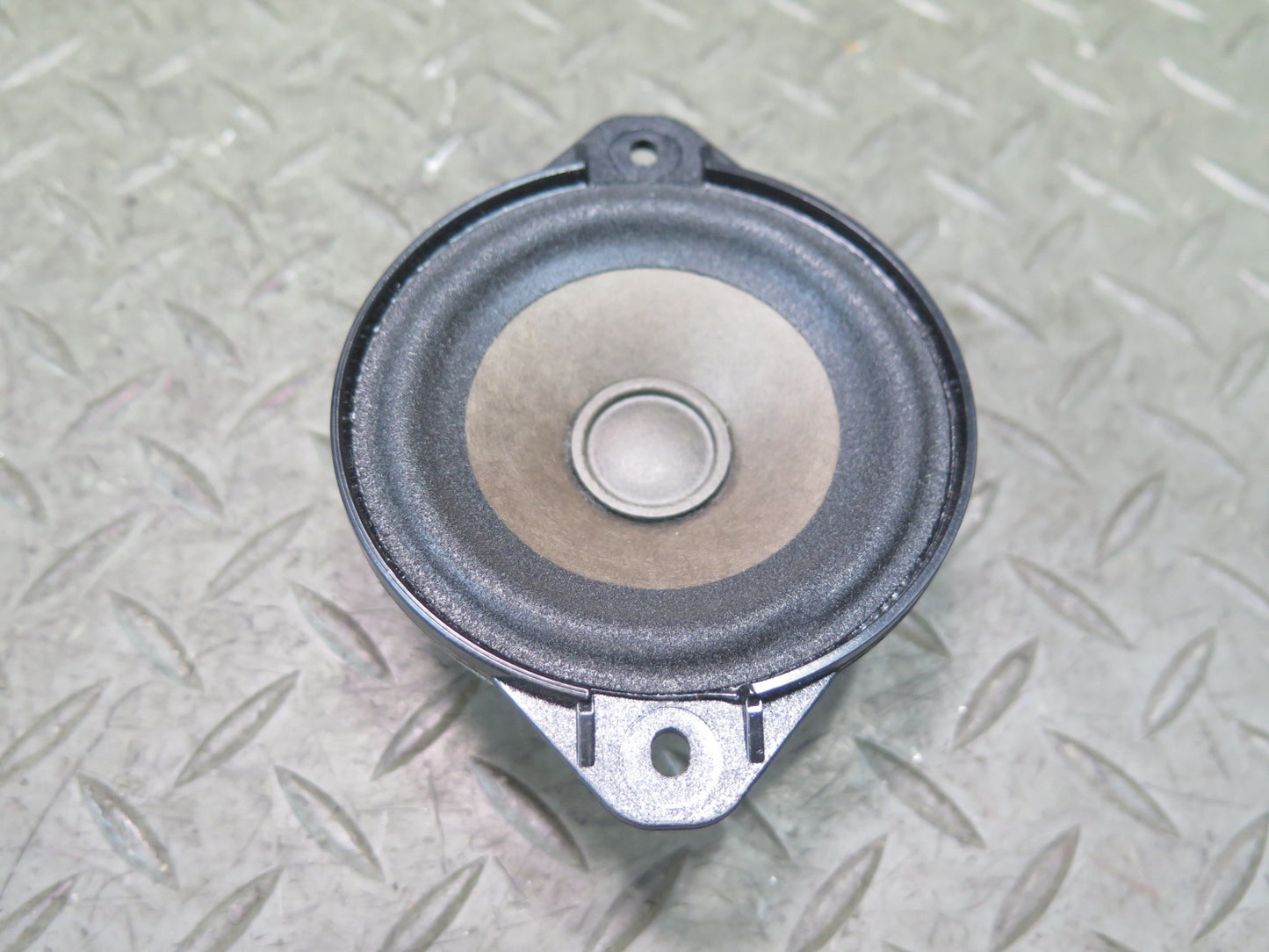 2016-2019 Tesla Model S 75D Left or Right Side Mid-range Audio Speaker Set