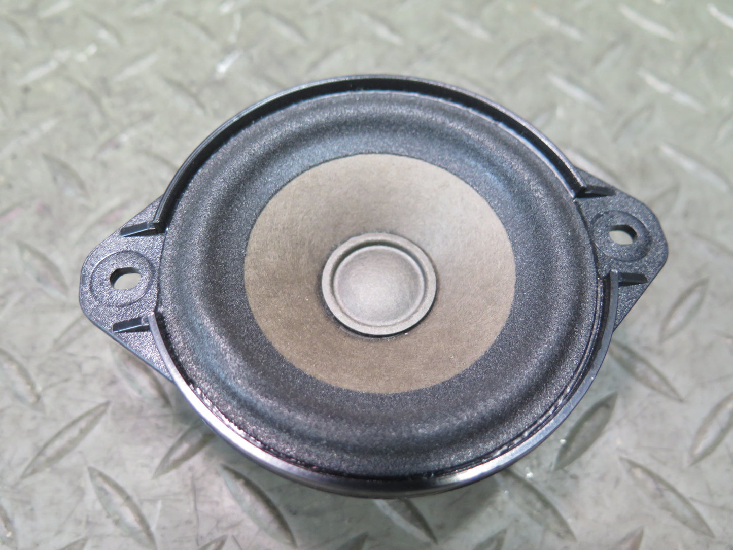 2016-2019 Tesla Model S 75D Left or Right Side Mid-range Audio Speaker Set