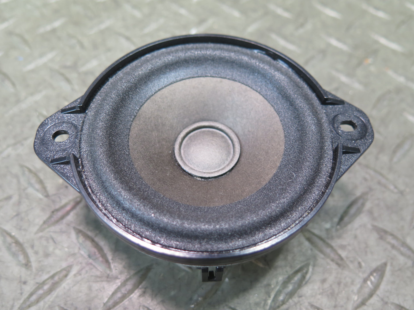 2016-2019 Tesla Model S 75D Left or Right Side Mid-range Audio Speaker Set