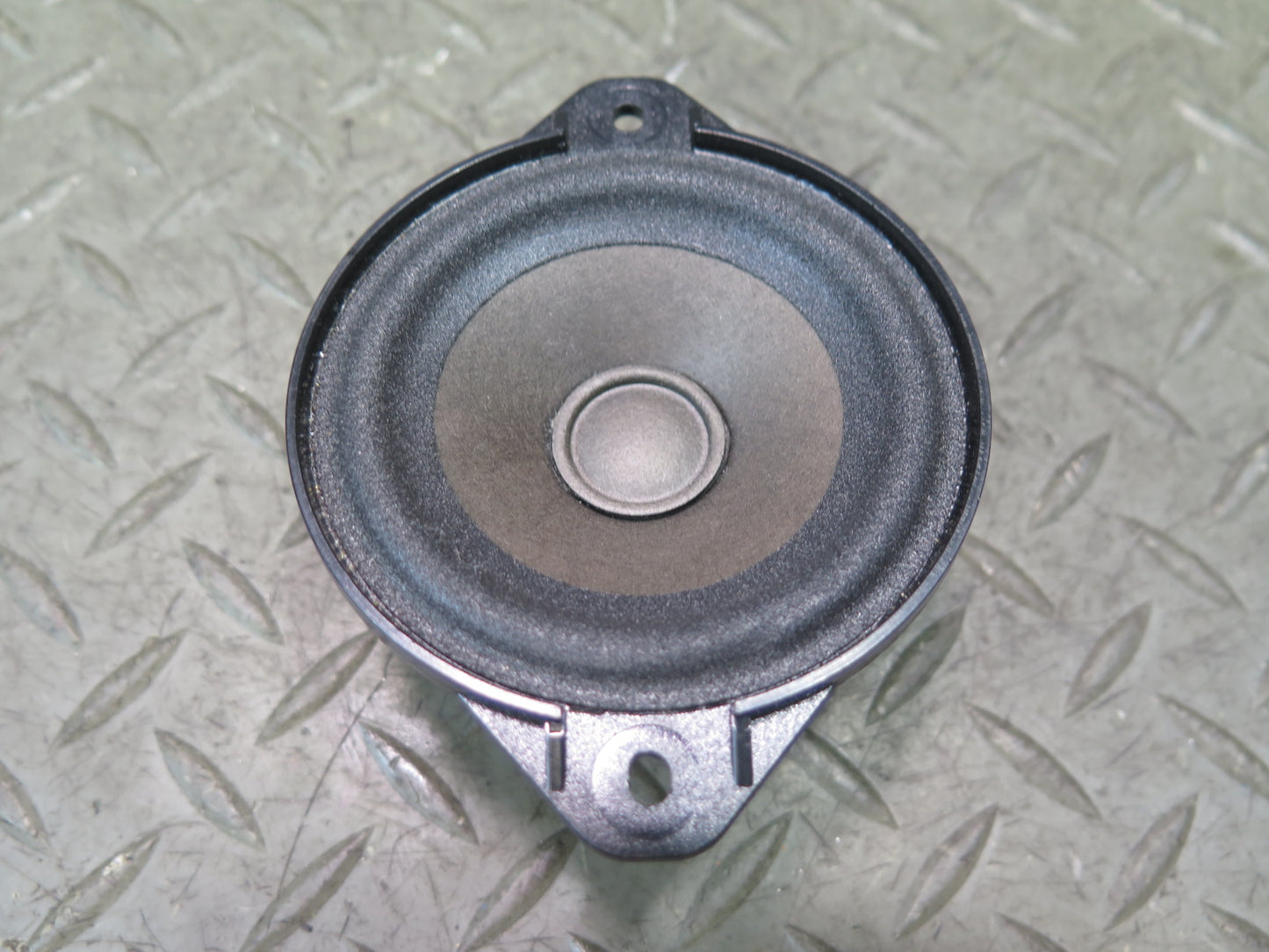 2016-2019 Tesla Model S 75D Left or Right Side Mid-range Audio Speaker Set