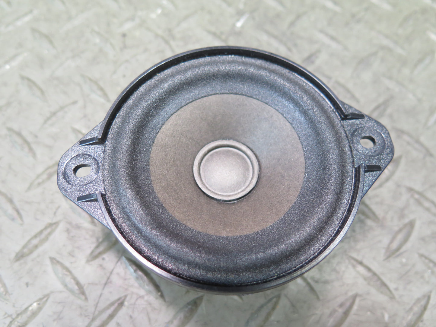2016-2019 Tesla Model S 75D Left or Right Side Mid-range Audio Speaker Set