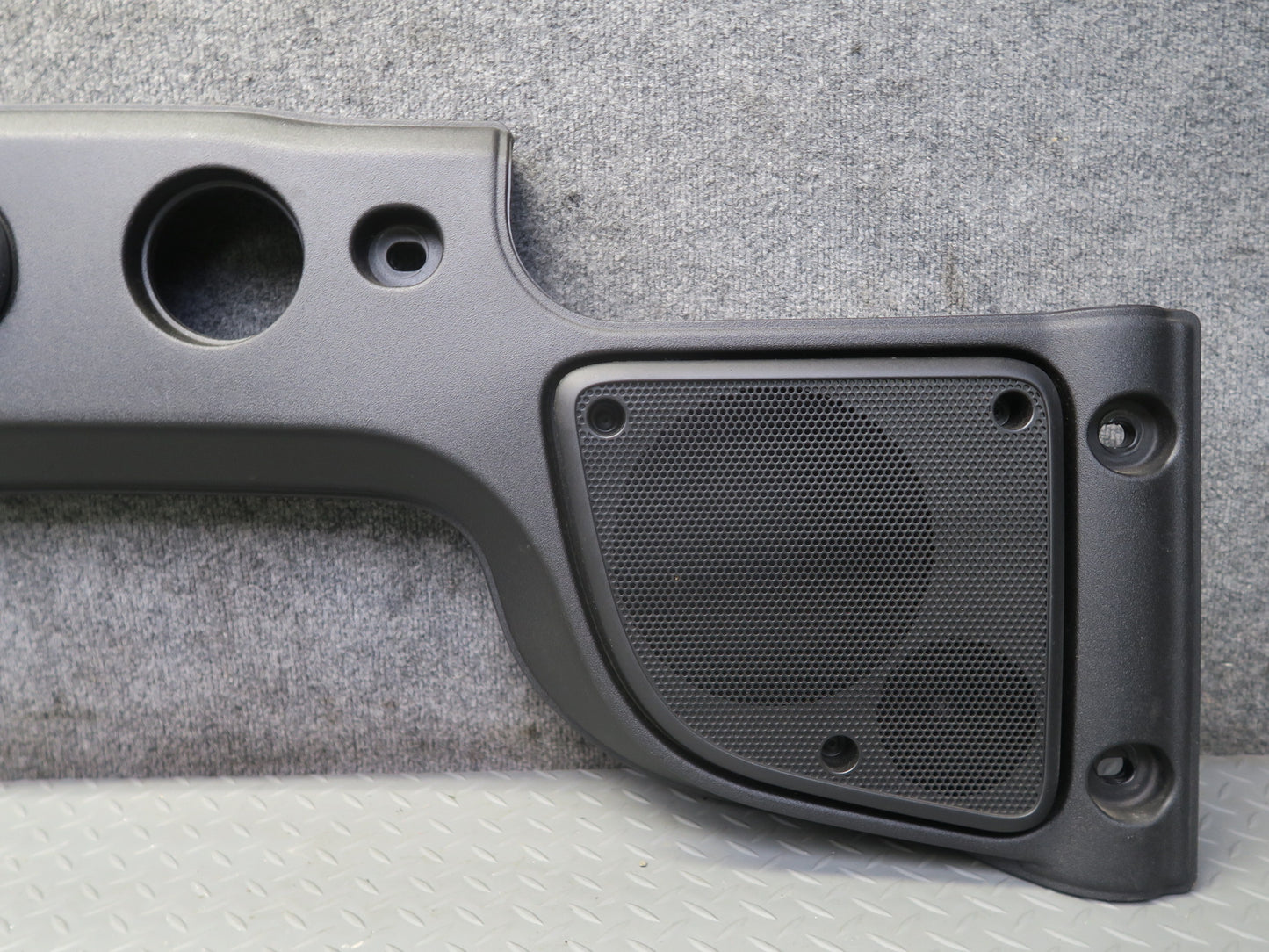 15-17 Jeep Wrangler JK Overhead Soundbar Speaker Trim Panel w Dome Light OEM