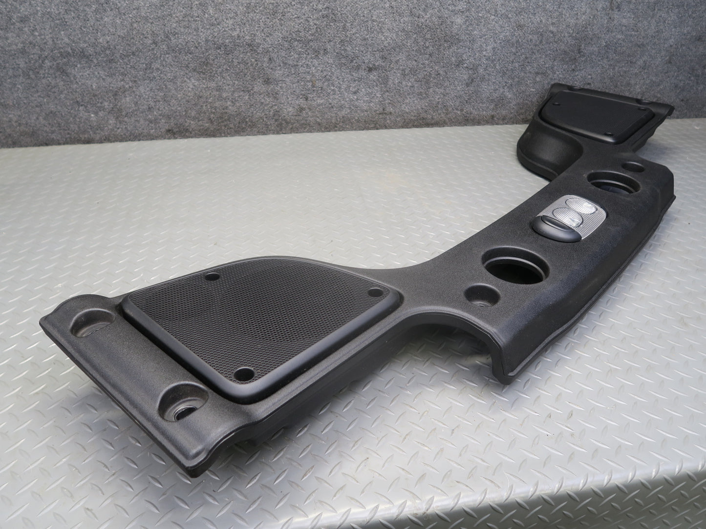 15-17 Jeep Wrangler JK Overhead Soundbar Speaker Trim Panel w Dome Light OEM