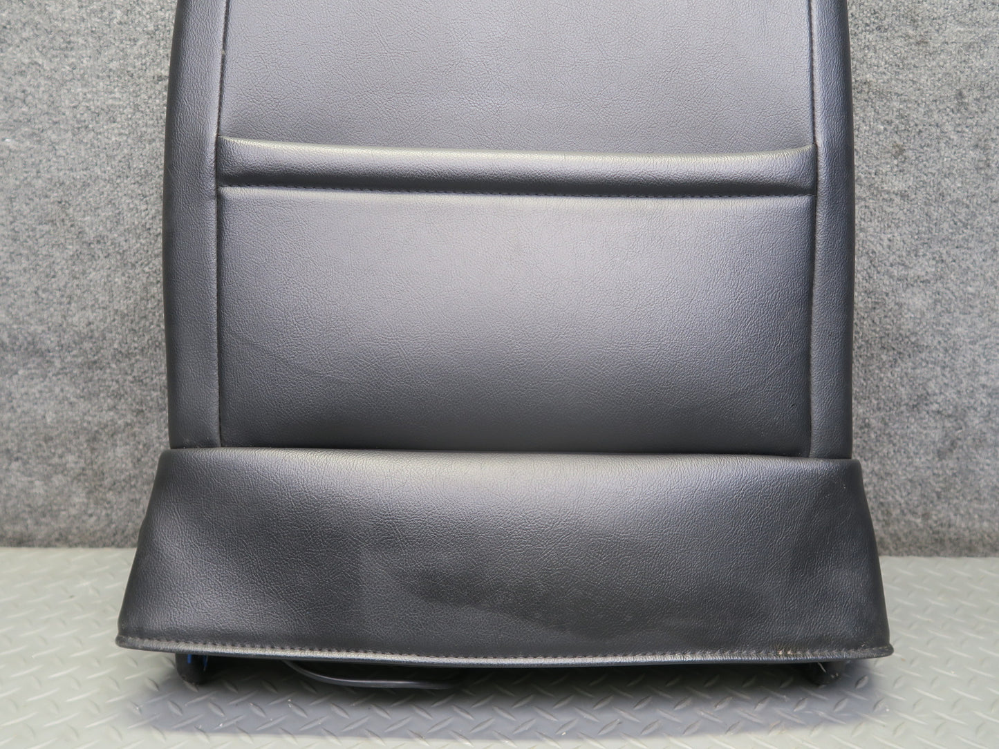 13-17 Jeep Wrangler JK Rubicon 4-DOOR Front Left Leather Seat Upper Cushion OEM