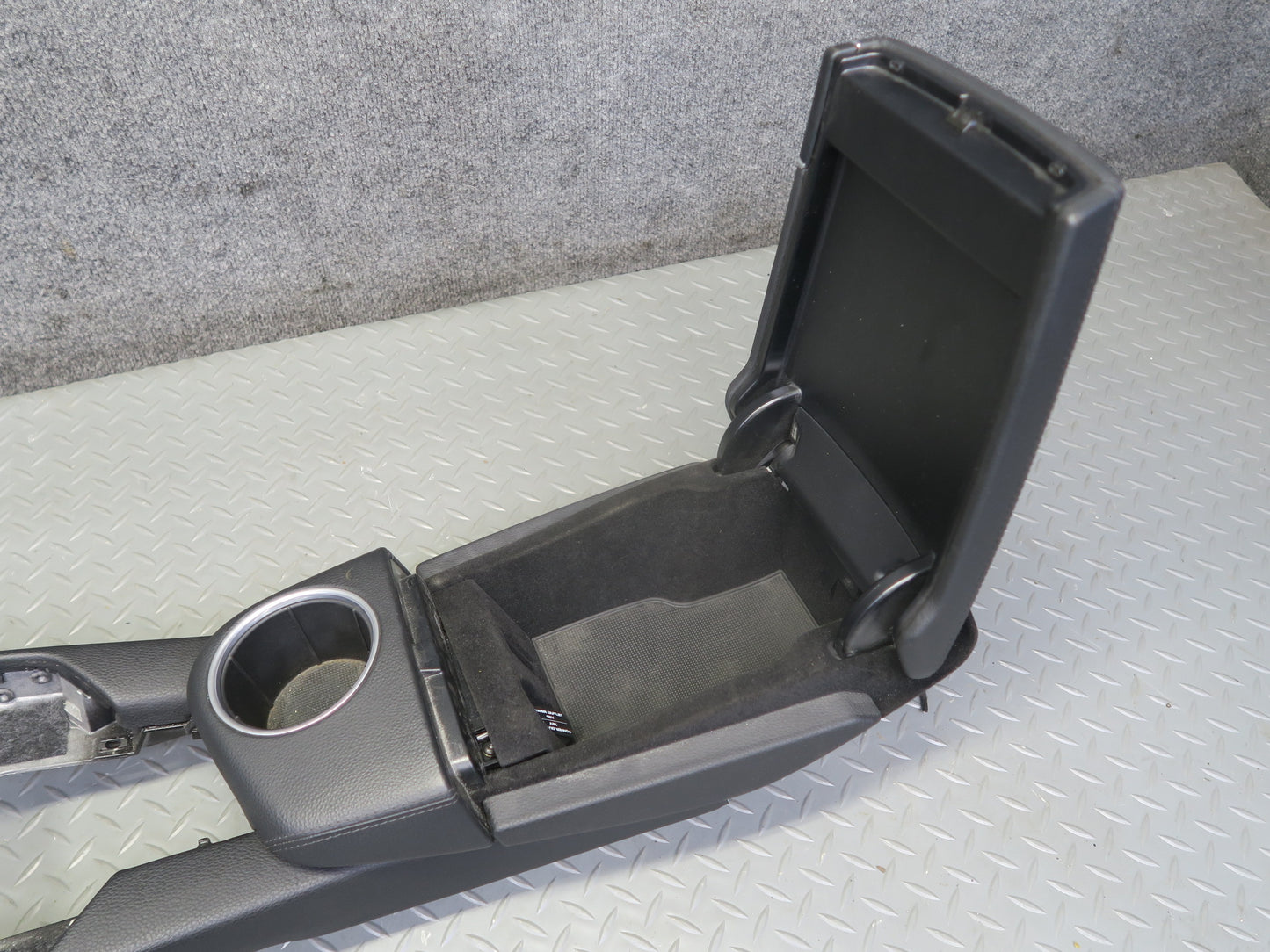 2010-2016 Porsche Panamera 970 Front Center Console Frame Trim Panel W/ Armrest