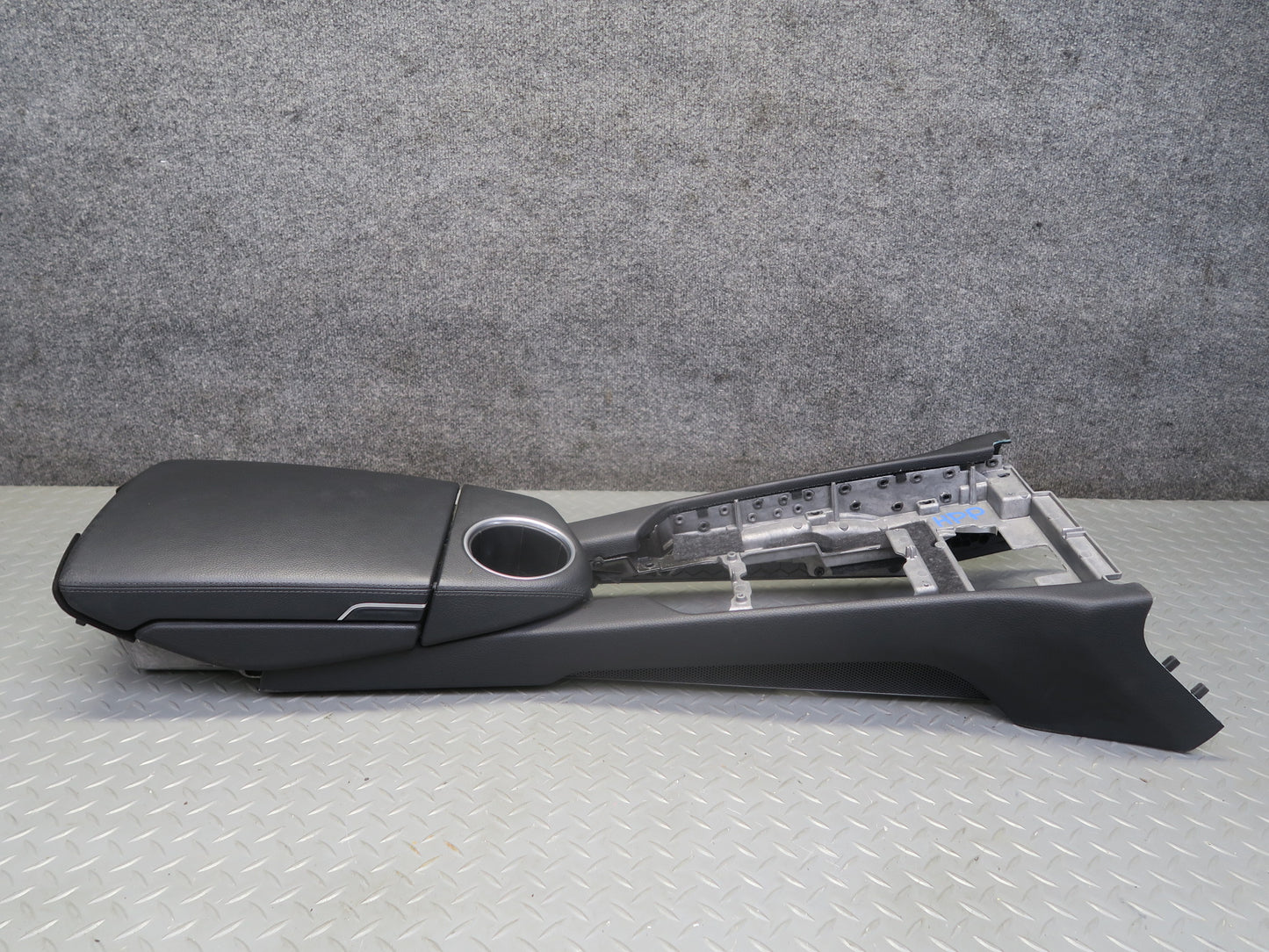 2010-2016 Porsche Panamera 970 Front Center Console Frame Trim Panel W/ Armrest