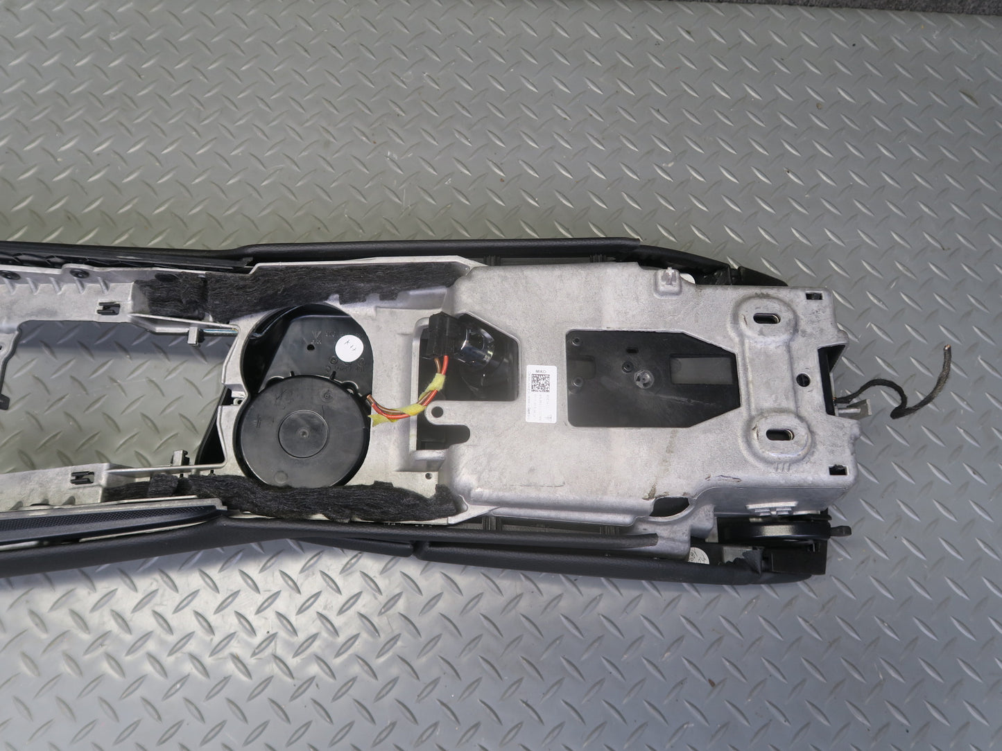 2010-2016 Porsche Panamera 970 Front Center Console Frame Trim Panel W/ Armrest