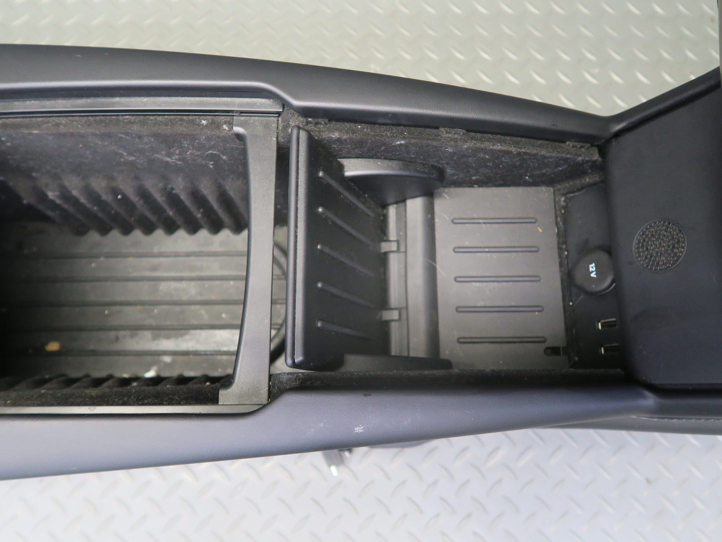 2016-2019 Tesla Model S 75D Front Center Console Frame W/ Armrest Assembly