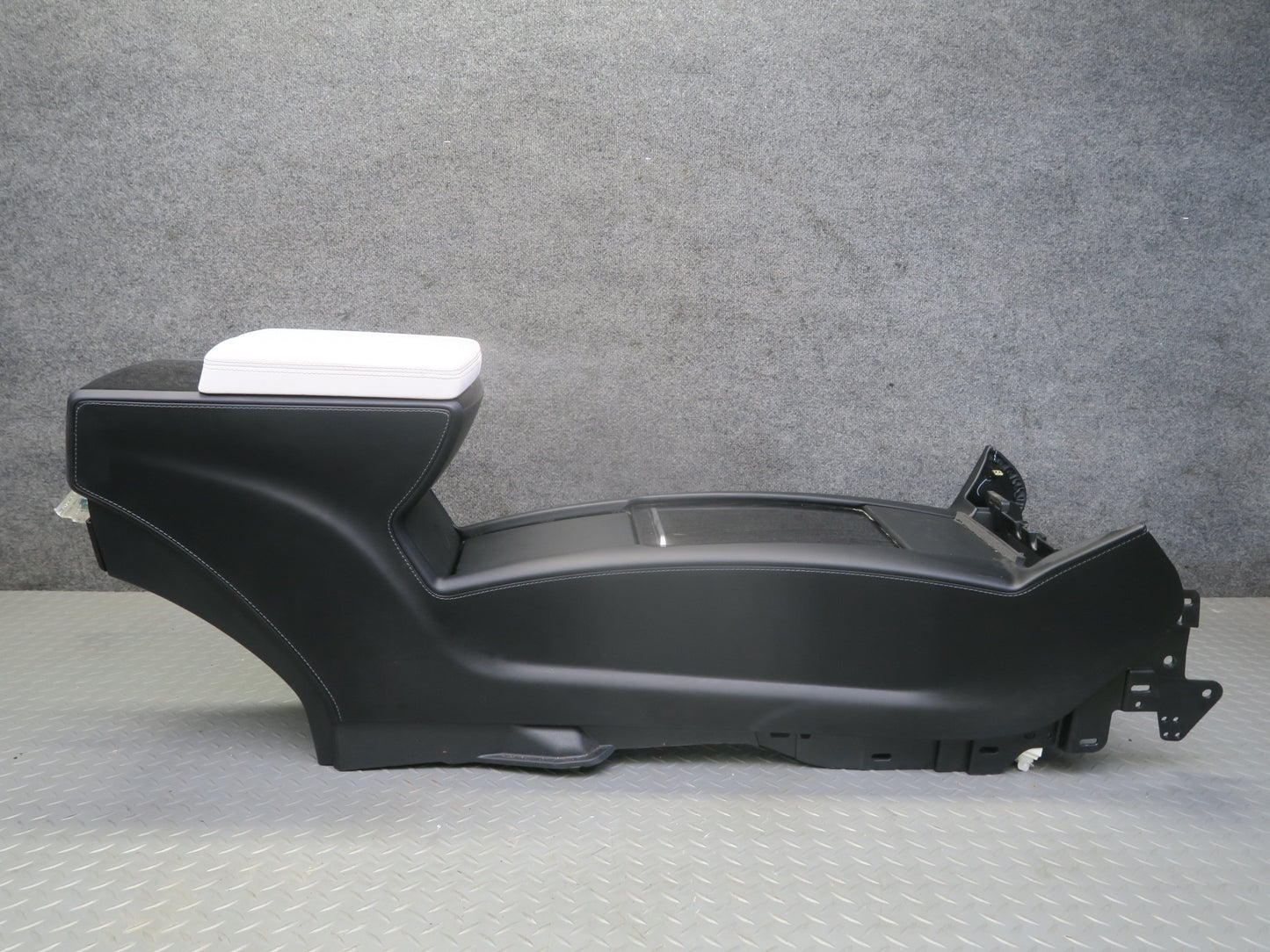 2016-2019 Tesla Model S 75D Front Center Console Frame W/ Armrest Assembly