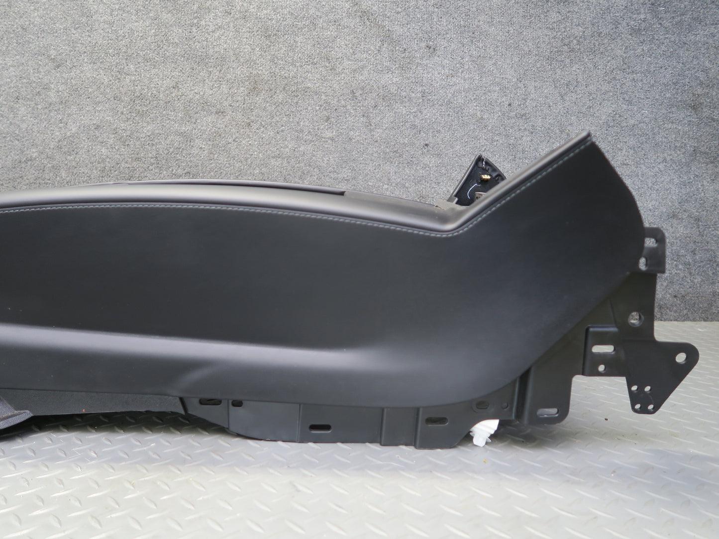 2016-2019 Tesla Model S 75D Front Center Console Frame W/ Armrest Assembly