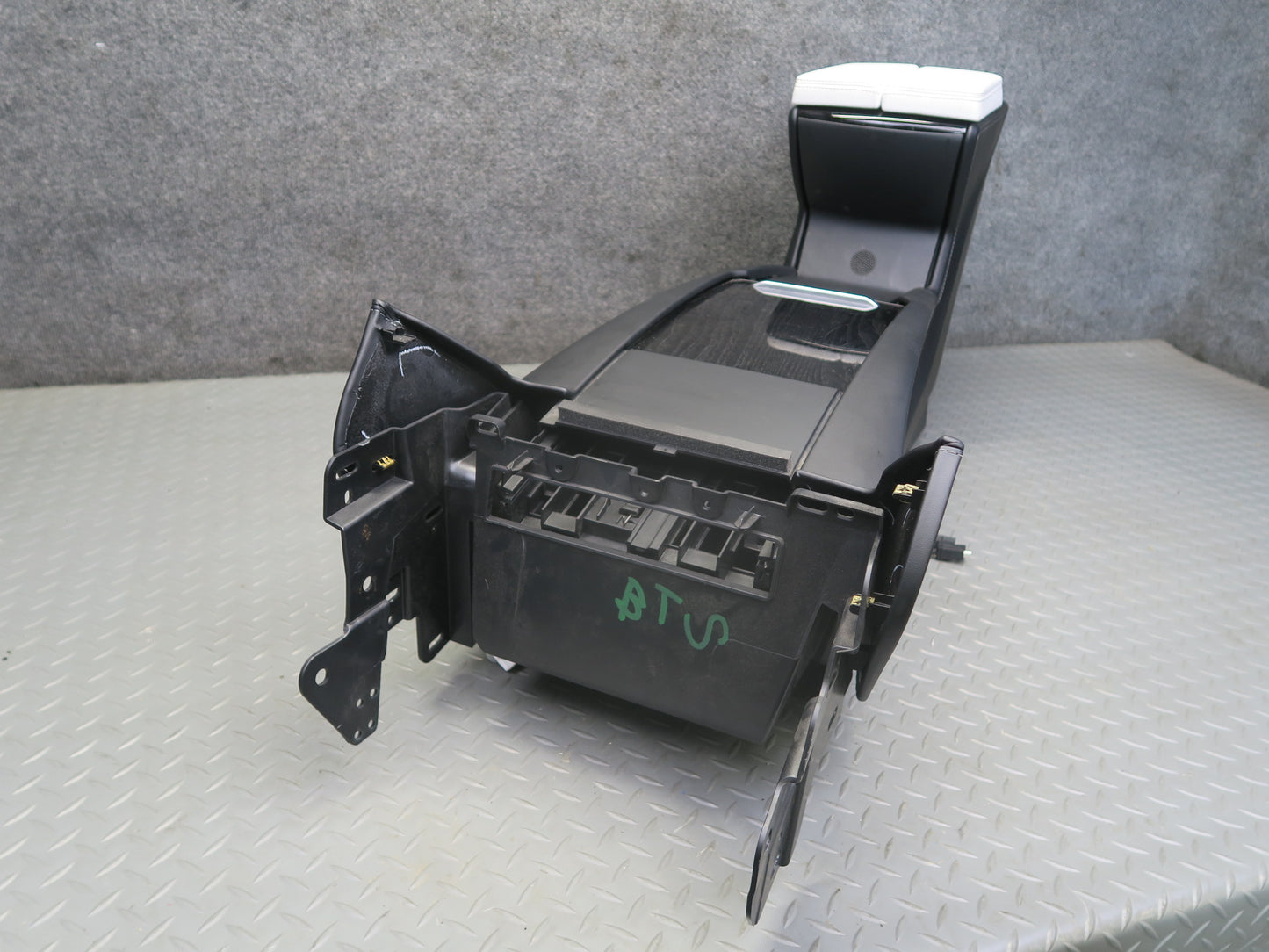 2016-2019 Tesla Model S 75D Front Center Console Frame W/ Armrest Assembly