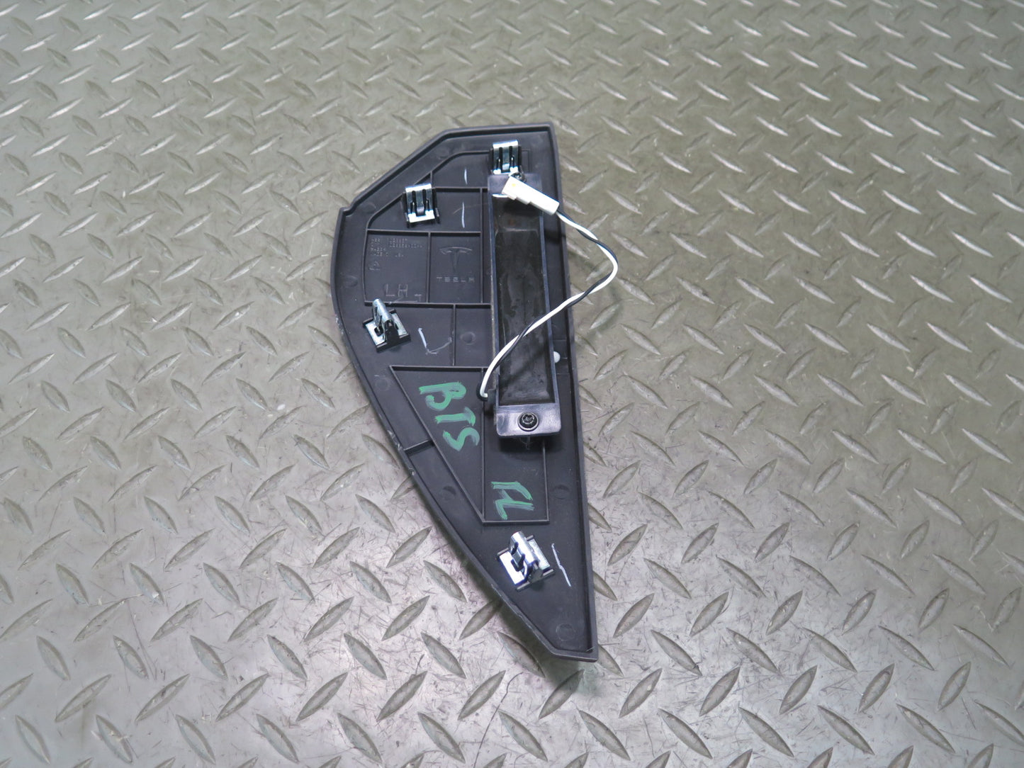 2016-2019 Tesla Model S 75D Front Left Side Dashboard END Cover Trim