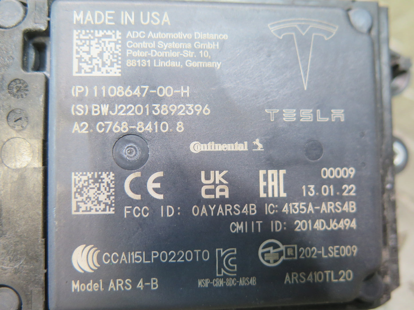 2016-2019 Tesla Model S 75D Front Cruise Control Distance Radar