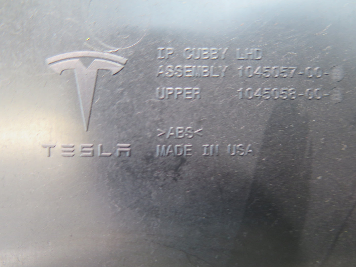 2016-2019 Tesla Model S 75D Dashboard Lower Center Cubby Storage Tray Box