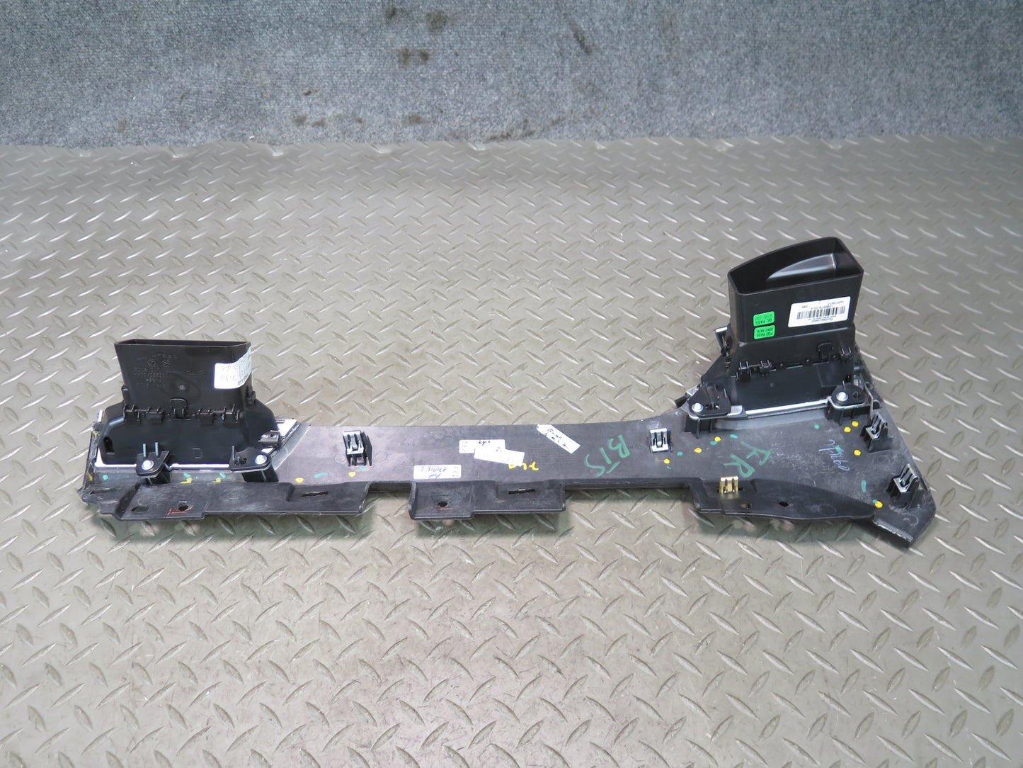 2016-2019 Tesla Model S 75D Dash Left Center Right Side AC Air Vent Grille Set