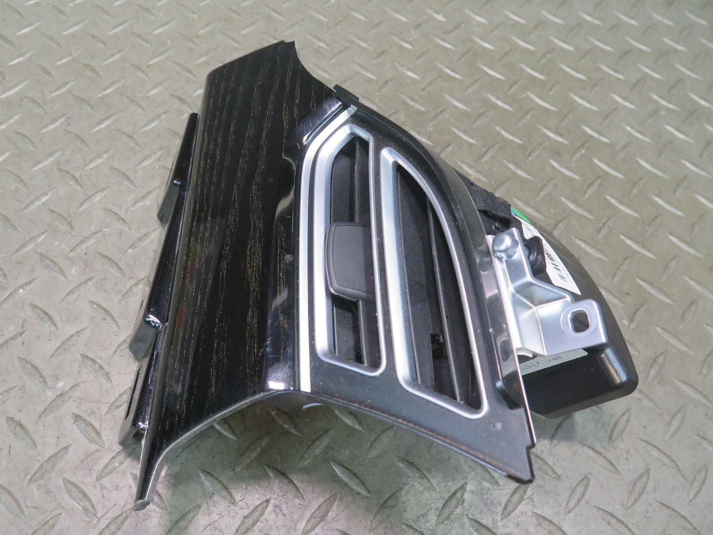 2016-2019 Tesla Model S 75D Dash Left Center Right Side AC Air Vent Grille Set