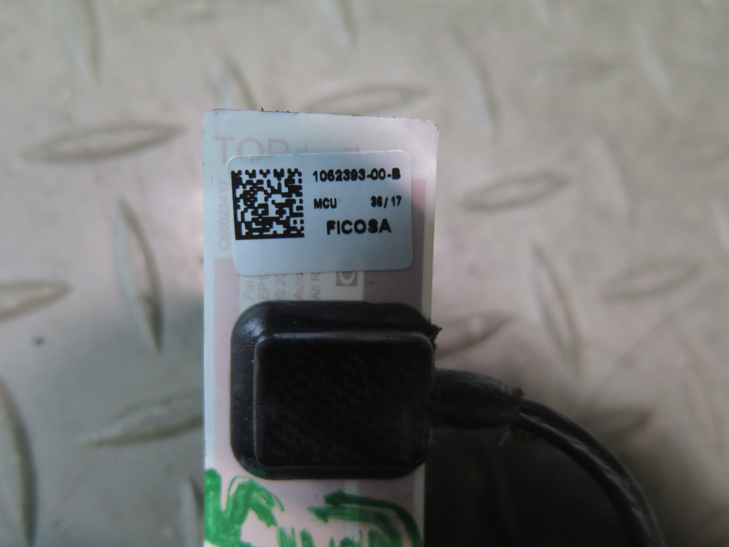 2016-2019 Tesla Model S 75D Bluetooth Aerial Antenna Module
