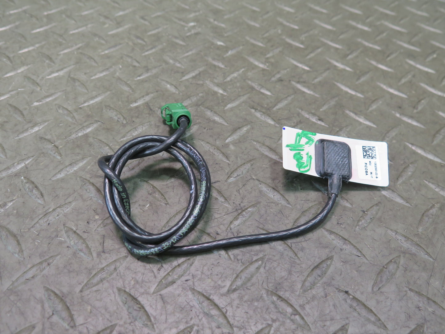 2016-2019 Tesla Model S 75D Bluetooth Aerial Antenna Module