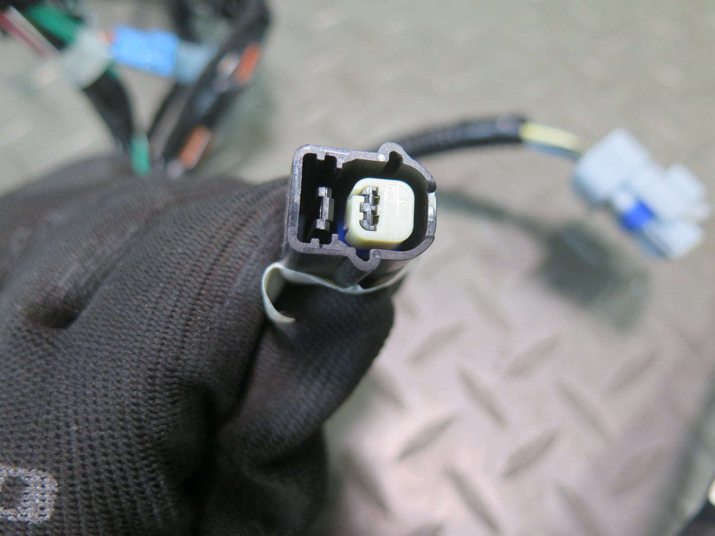 2016-2019 Tesla Model S 75D Front Right Pass Side Door Wiring Harness