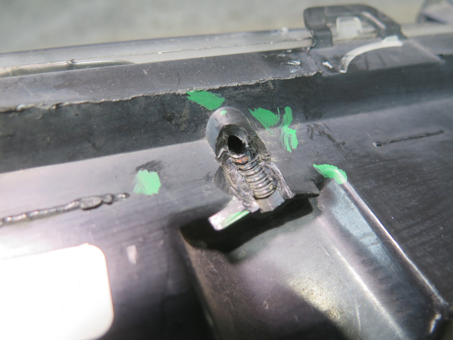 2016-2019 Tesla Model S 75D Front Right Passenger Side Fog Light Lamp