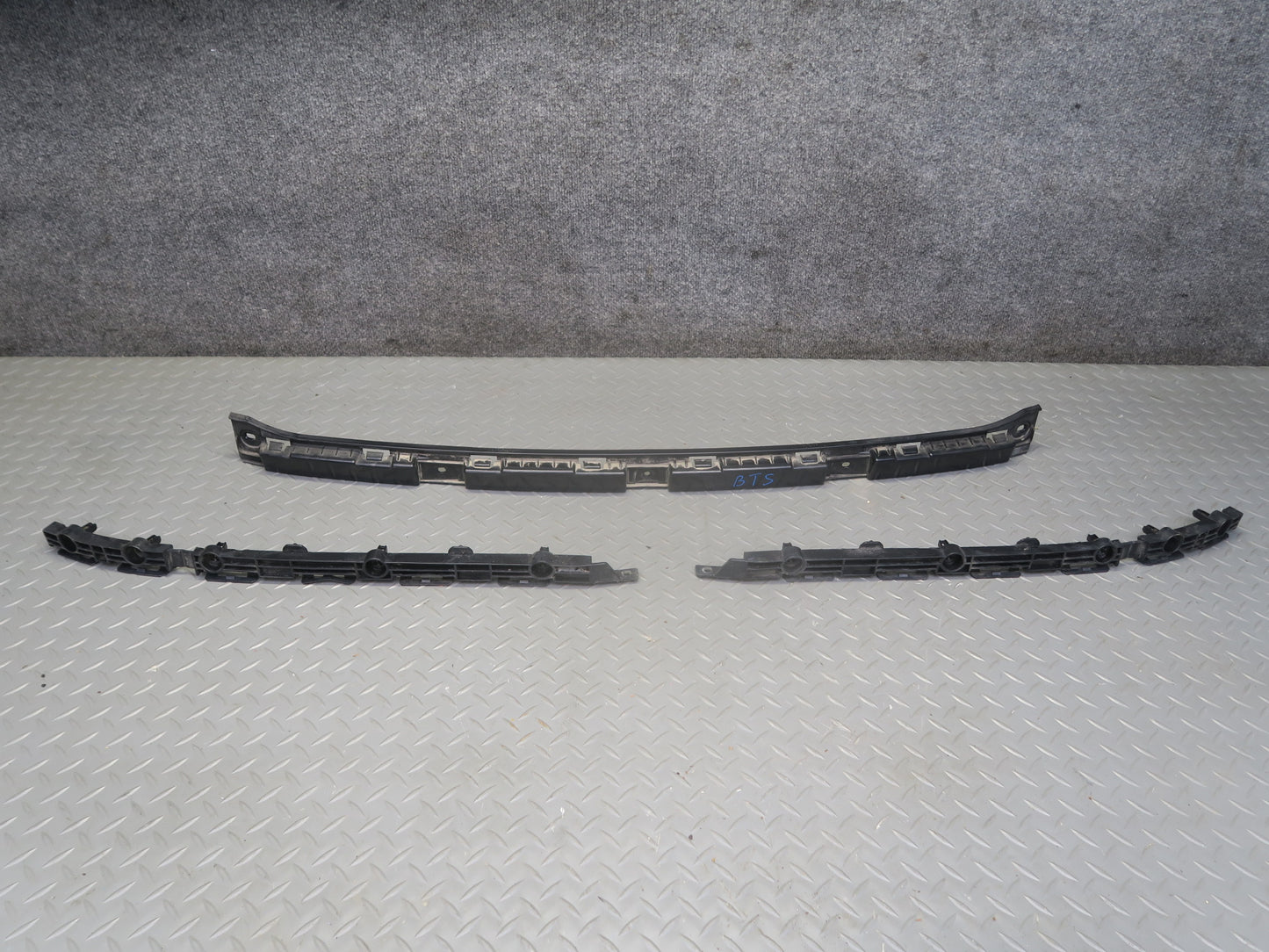 2016-2019 Tesla Model S 75D Rear Bumper Left Center Right Mount Support Bracket