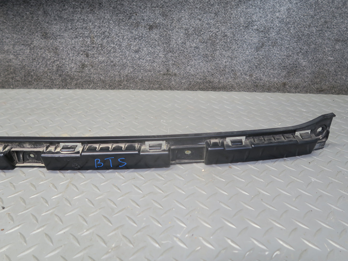 2016-2019 Tesla Model S 75D Rear Bumper Left Center Right Mount Support Bracket