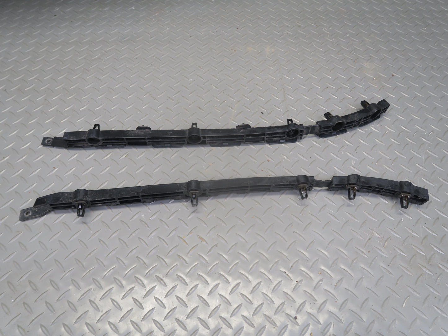 2016-2019 Tesla Model S 75D Rear Bumper Left Center Right Mount Support Bracket