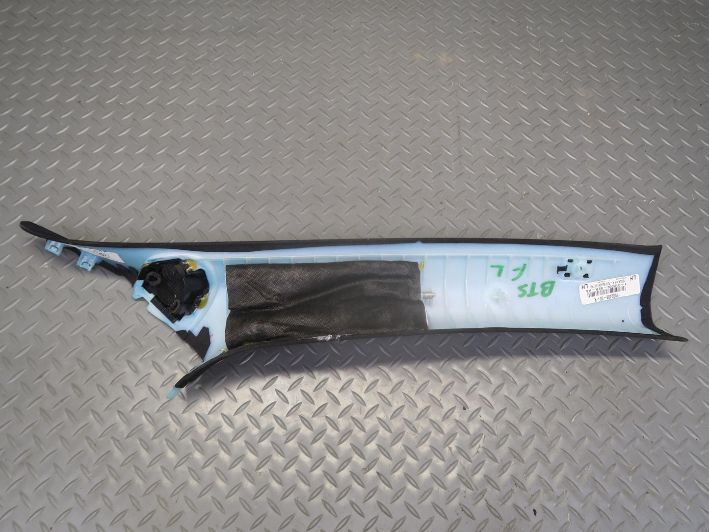 2016-2019 Tesla Model S 75D Front Left Right Side A Pillar Trim Cover Panel Set