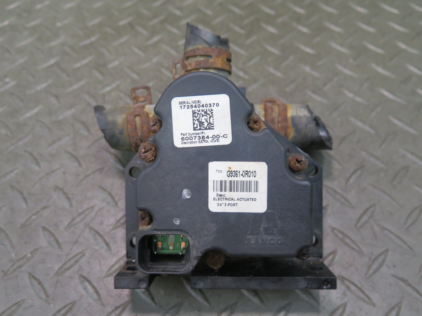 2016-2019 Tesla Model S 75D Water Coolant 3 WAY Valve Actuator Pump