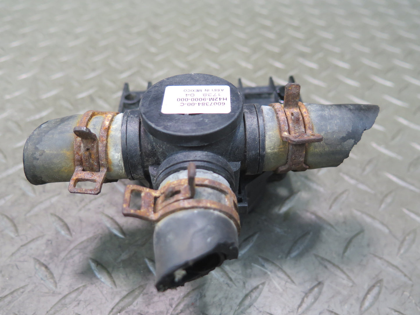 2016-2019 Tesla Model S 75D Water Coolant 3 WAY Valve Actuator Pump