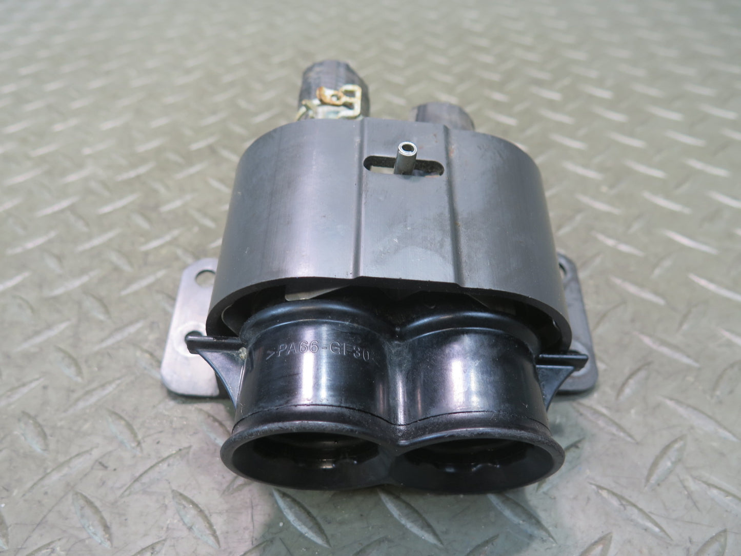 2016-2019 Tesla Model S 75D Battery Rapidmate Coolant Hose Tube Pipe Connector