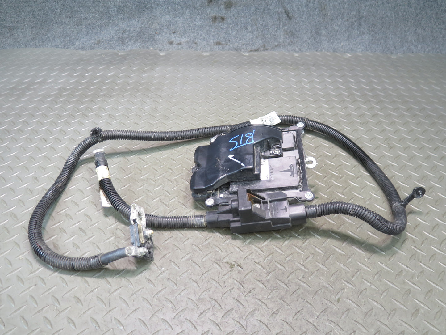 2016-2019 Tesla Model S 75D Autopilot Assistance Control Module Assembly