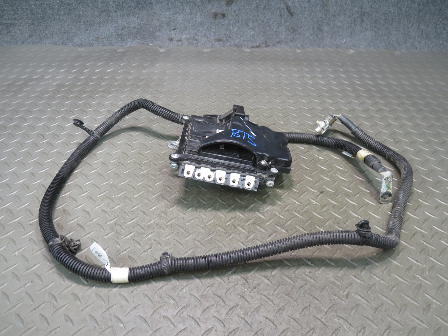 2016-2019 Tesla Model S 75D Autopilot Assistance Control Module Assembly