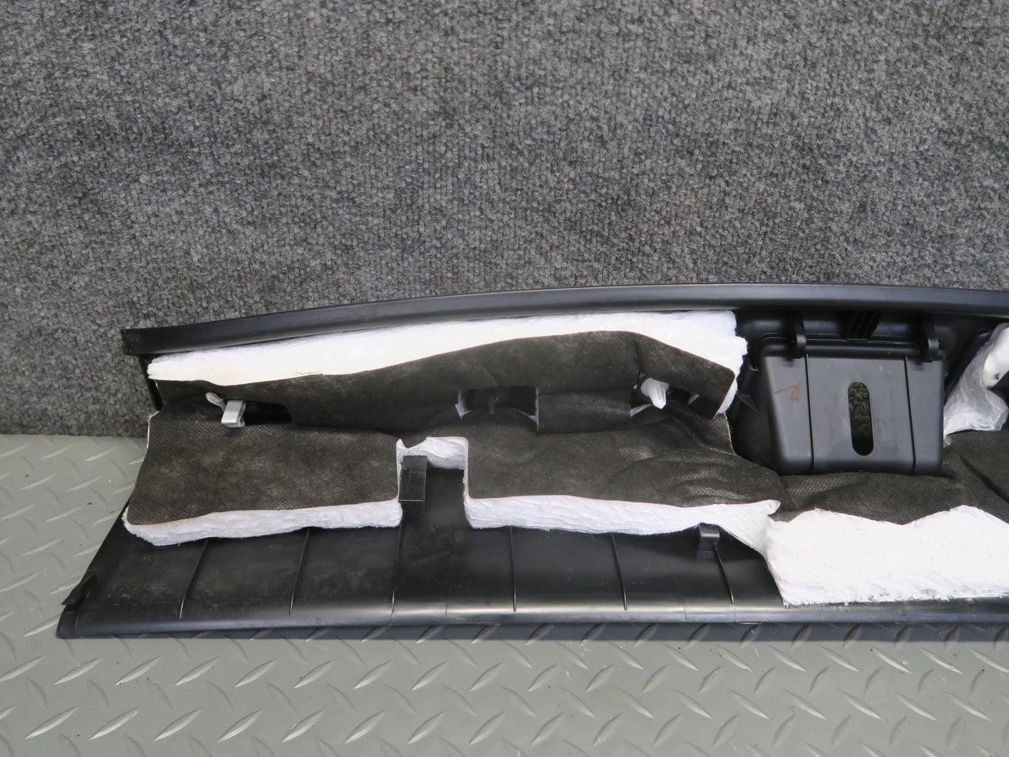2016-2019 Tesla Model S 75D Rear Trunk Latch Lock Sill Scuff Plate Trim Cover